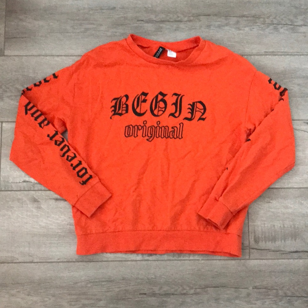 H&M Divided Orange Long-Sleeve Tee